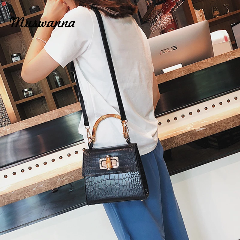 الفاخرة التمساح النساء حقيبة يد الخيزران أعلى حقائب بيد مصمم Crossbody حقيبة عارضة صغيرة رفرف حقيبة محفظة Bolso femenino 2019