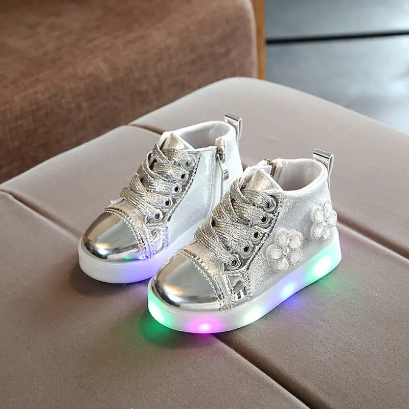 Детская обувь с светильник Новинка для малышей; комплекты детской одежды модных светодиодный обувь для детей светящиеся кроссовки с цветочным узором для девочек, предназначенное для ребенка ясельного возраста Обувь со светодиодной подсветкой - Цвет: Photo Color