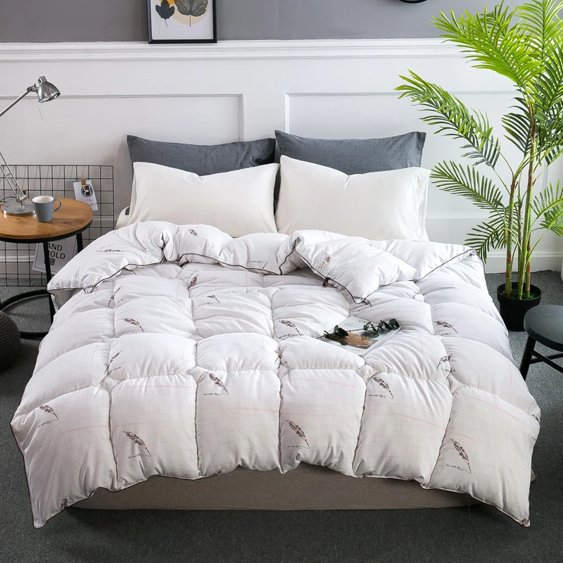 

Fashion Brief Feathers White Winter Comforter Stitching Quilt Twin Queen Size Sanding Polyester Fabric Polyester Fiber