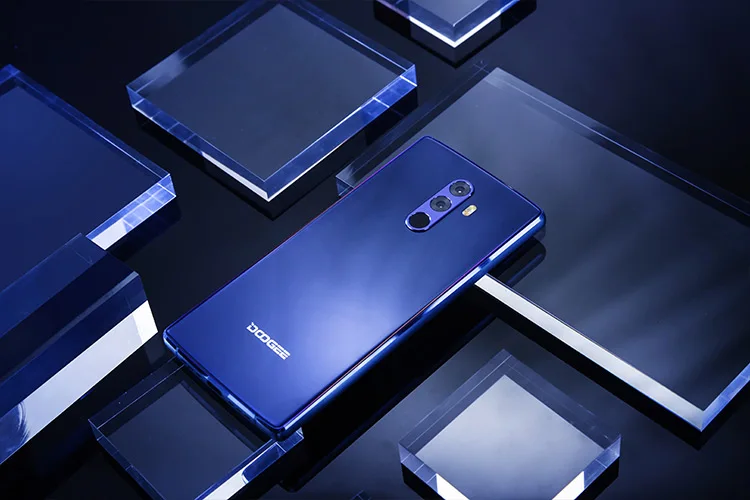 DOOGEE MIX 2 6GB RAM 128GB ROM MTK Helio P25 2.5GHz Octa Core 5.99 Inch Bezel-less FHD+ Screen Quad Camera Android 7.1 4G LTE Smartphone