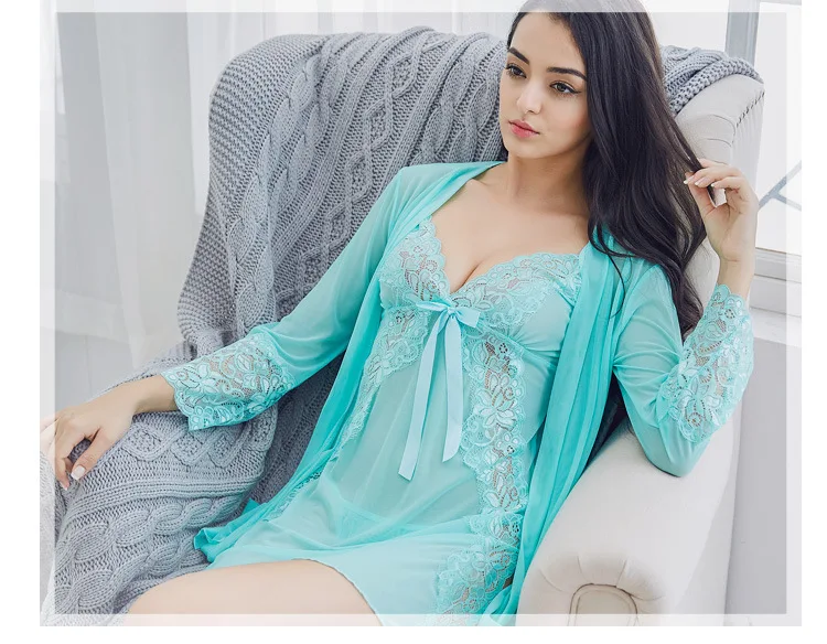 4648827745_1622139958