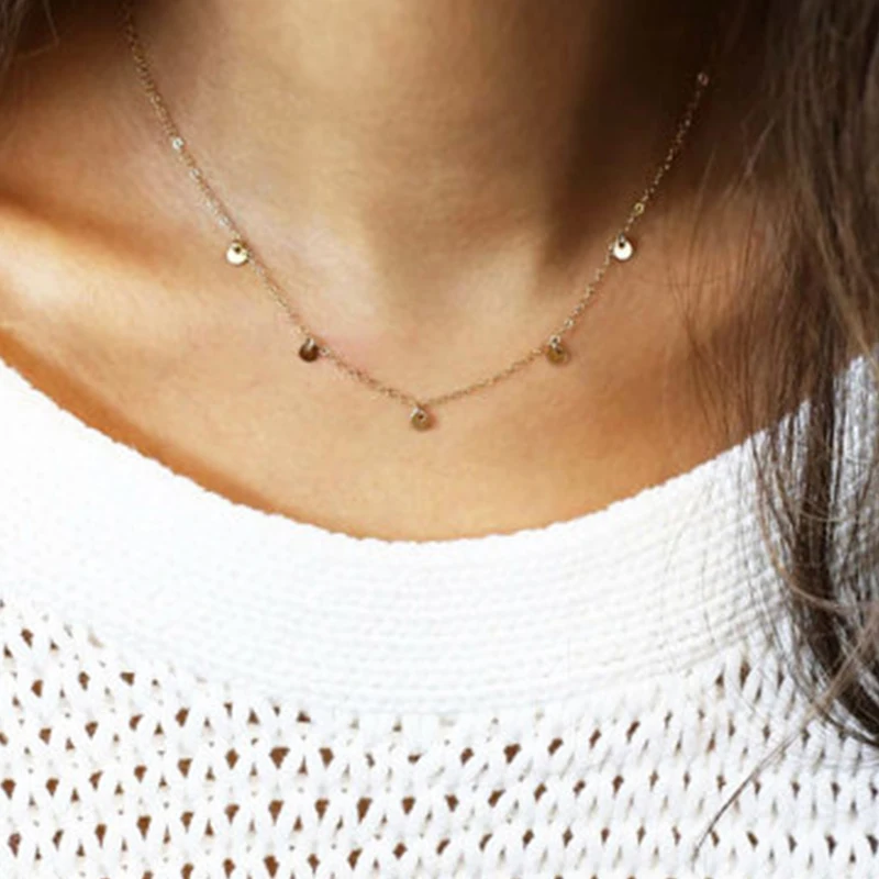 

A new style of popular jewelry sequins and a round piece of collarbone chain female charm necklace gift