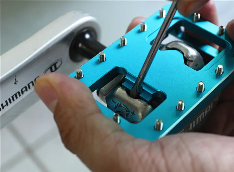 xt m780 pedals