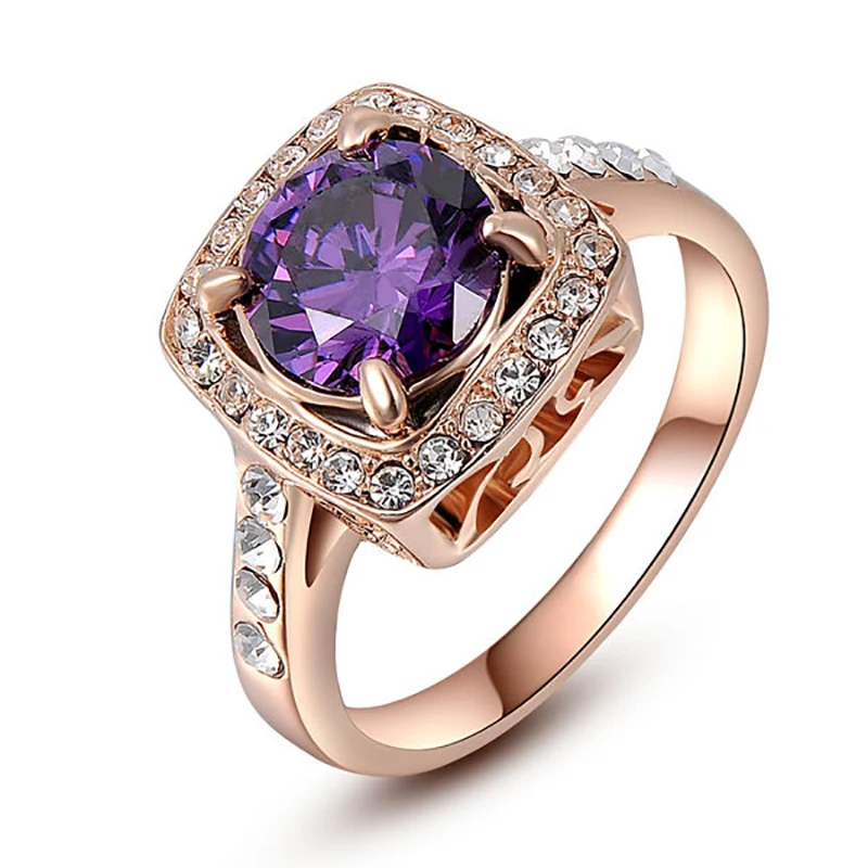 женское кольцо с аметистом. кольцо санлайт с фиолетовым камнем золотое. серебряное кольцо с квадратным камнем. кольцо с аметистом. аметист кольцо женское.
