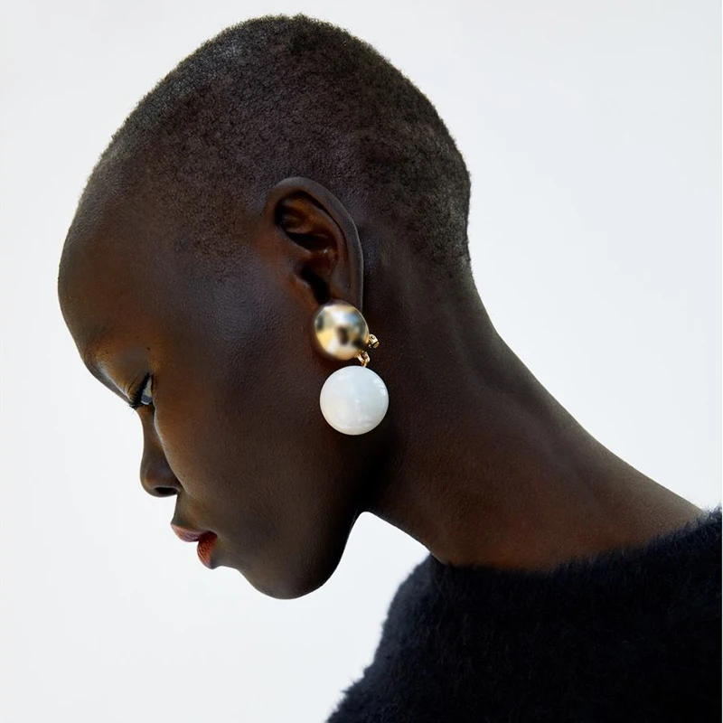 

Girlgo ZA Big Ball Beads Dangle Drop Earrings Women Boho Ethnic Gold Color Maxi Statement Earrings Party Handmade Jewelry AH63