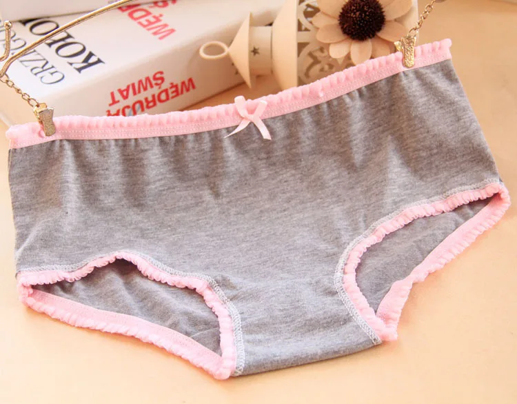 2017 Sale Cute Face Girls Low Waist Panties Female Candy Color Lace Briefs Casual Women Cotton Butt Pads Underwear (6)