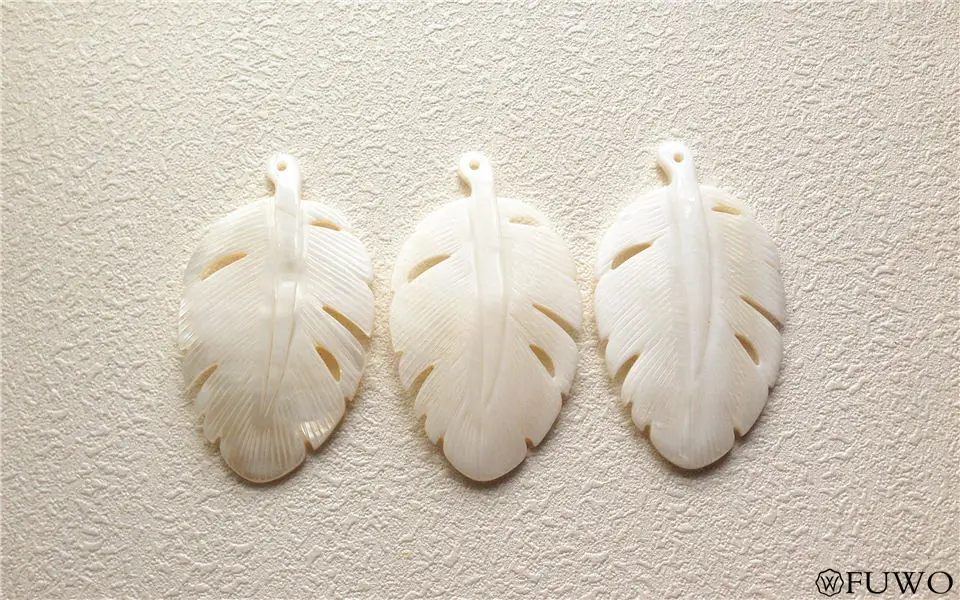 Carved Leaf Shell 12