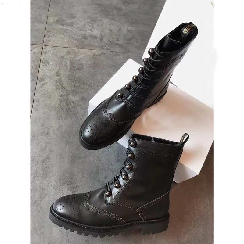 

Brand luxury D home shoes woman 18 European leather Martin round head Bullock lace fashion trend wild women winter shoes