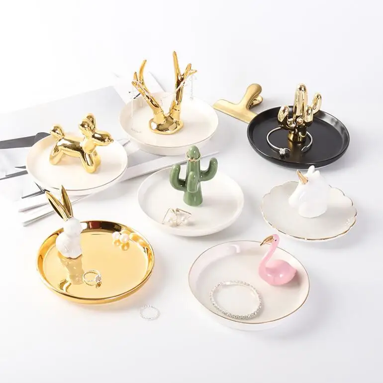 

Little Deer cactus rabbit Earrings Necklace Ring Pendant Bracelet Jewelry Display Stand Tray Storage Racks Organizer Holder