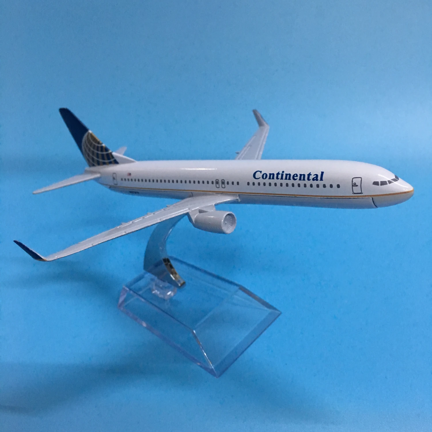 JASON TUTU 16 см Континентальный Boeing B737 800 N27213 модель самолета Модель аэроплана самолет
