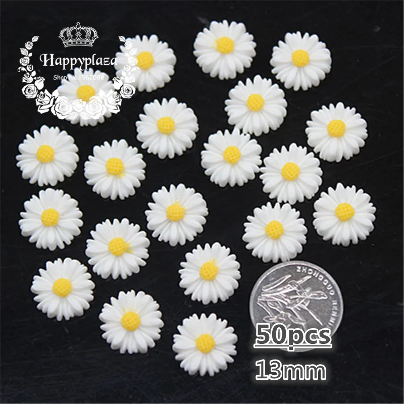 

50pcs 13mm Cute White Resin Daisy Flower FlatBack Cabochon DIY Scrapbooking Craft/Wedding Decoration