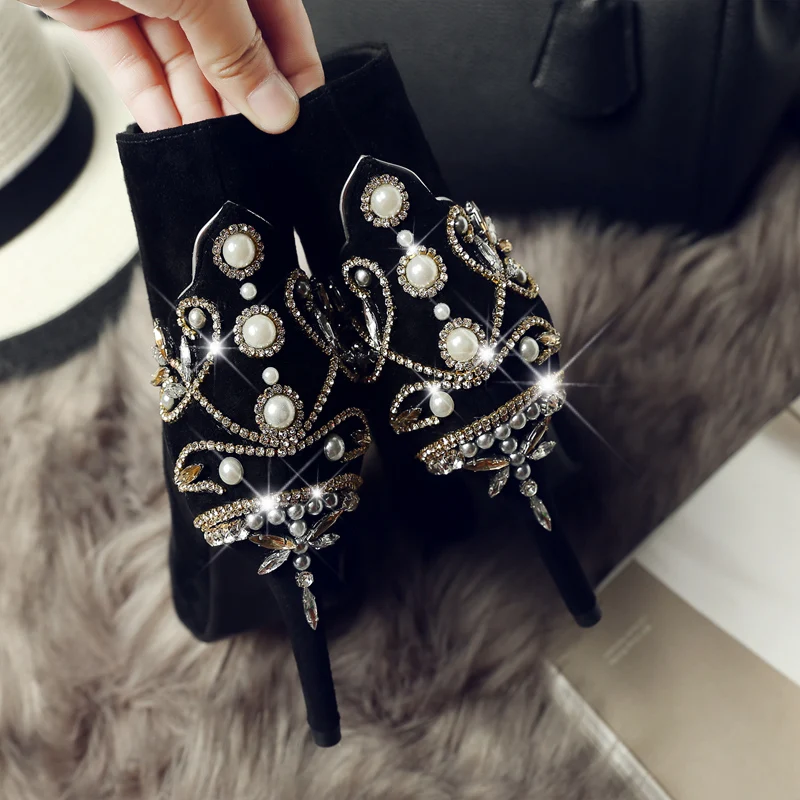 Soirée Talons Peluche De Bout Black Strass À Femmes Broderie Chaussures En Sexy Court Chaud Chaussons Wintier Hauts Bottes Mince Pointu Cheville Automne c3F1KlJT