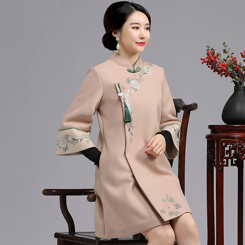 Винтаж Улучшенная Для женщин воротник-стойка куртка китайского кроя Лидер продаж женские YANXI вышивка цветок блуза с кисточками шерстяные
