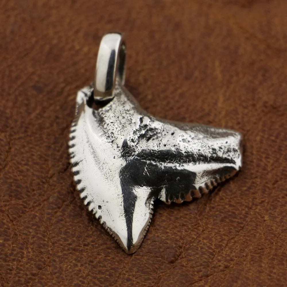 LINSION 925 пробы Серебряная Акула подвеска «зуб» Мужская Байкерский стиль TA85