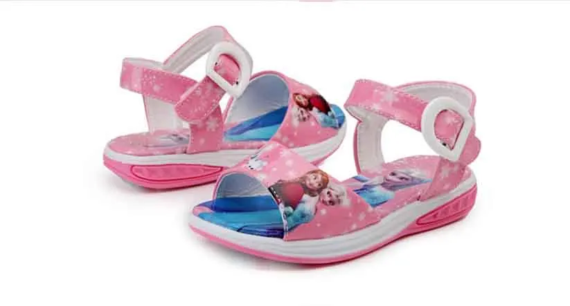 Детская повседневная обувь с изображением Анны и Эльзы; Детские кроссовки с героями мультфильмов; кроссовки для мальчиков и девочек; теннисные туфли с сандалиями; красивая обувь для девочек