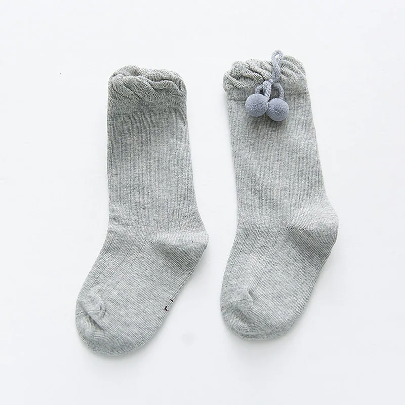 Осенне-зимние теплые носки детские гольфы с помпонами для маленьких девочек хлопковые нескользящие носки-тапочки для малышей Sokken Calcetines