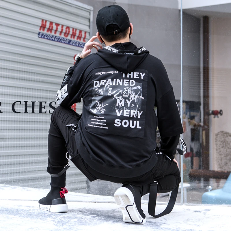 Свитшот Swag мужской с капюшоном стильный худи ленточным принтом и надписью в