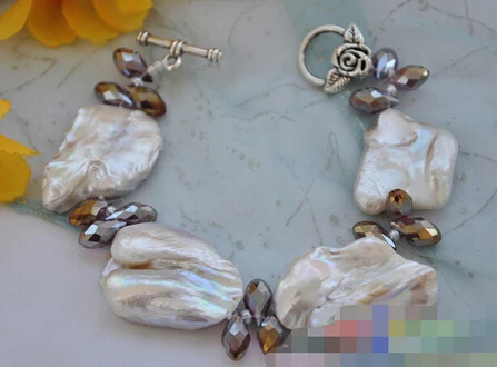 

>>>>>>>baroque white KESHI REBORN PEARL crystal BRACELET