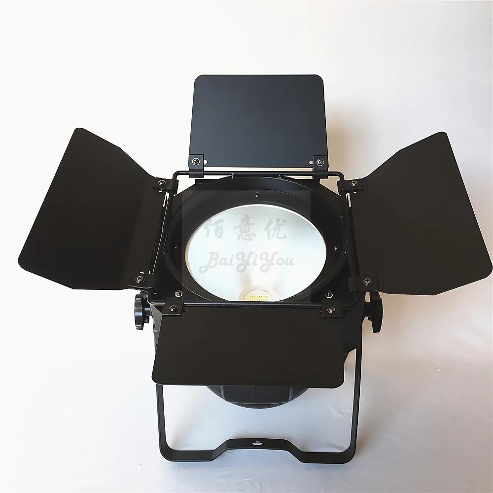 200W COB PAR Light 01
