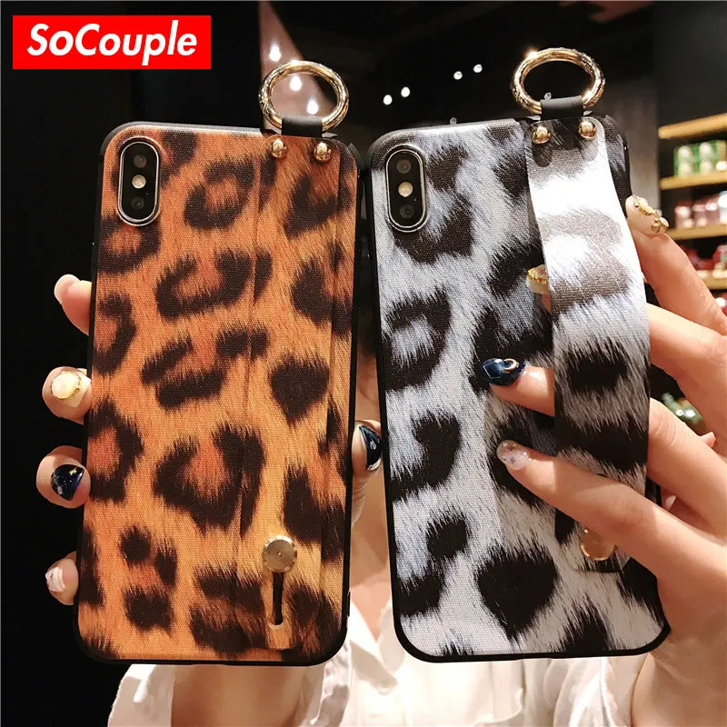 

SoCouple Leopard Print Phone Case For iphone XS Max XR X Case For iphone 6 6s 7 8 plus Wrist Strap Soft Silicone Cases Cover