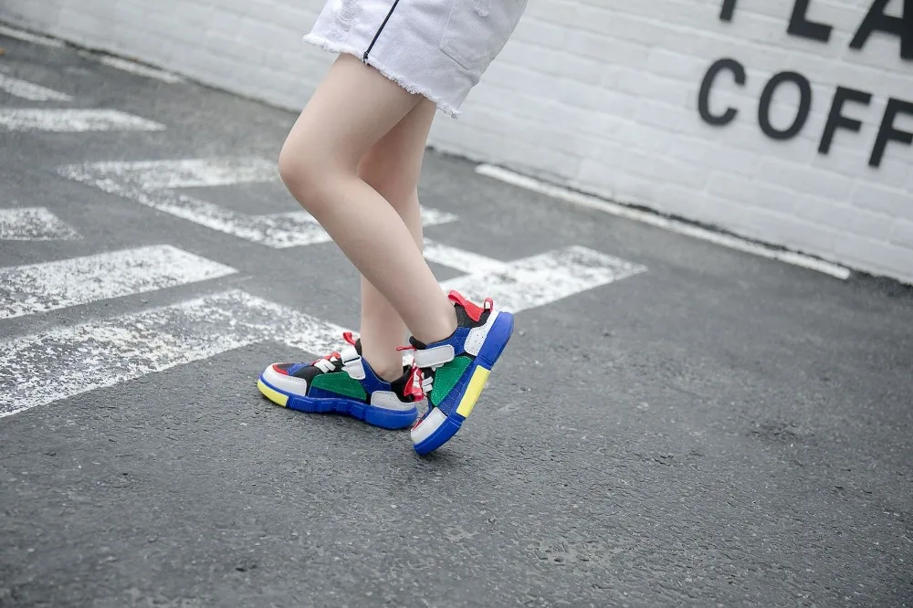 (19)