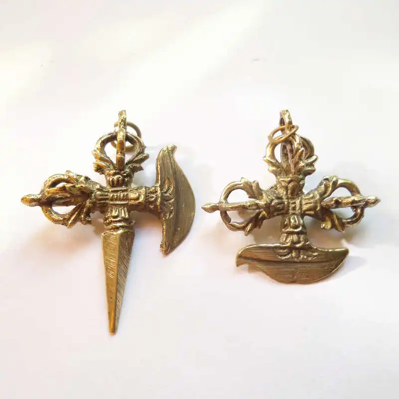

TBP289 Tibetan Brass Golden Mini Vajra Dorje Amulet Charms for Man 5pcs lot