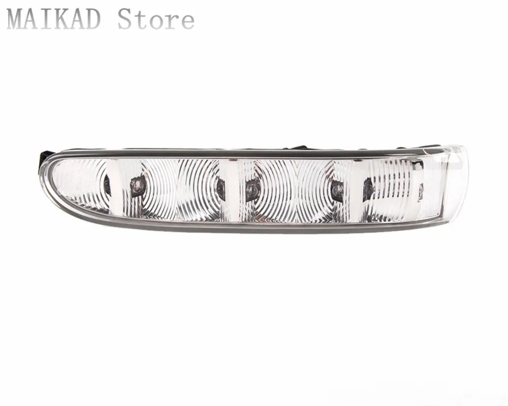 

Door Mirror Turn Signal Light Turn Indicator Lamp Signal for Mercedes-Benz W215 CL500 CL600 CL55 CL65 A2208200621