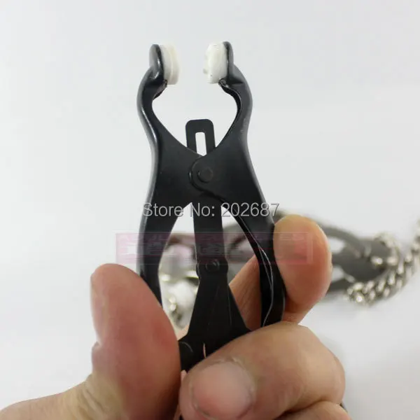 Random Color Silver Or Black DOC JOHNSON CLOVER NIPPLE CLAMPS WITH 