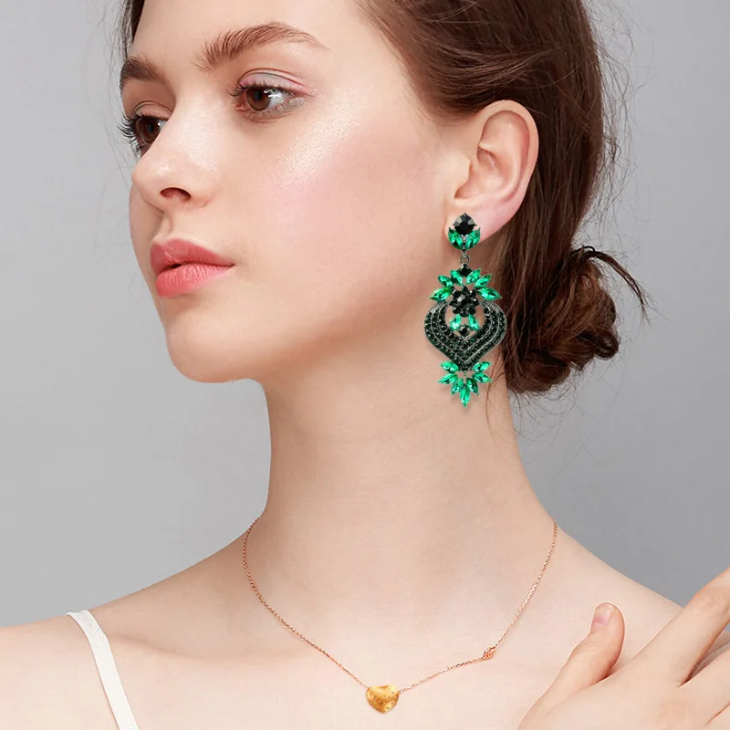 1 Pair Lady Girl Earrings Ear Stud Drop Pendant Hollow Vintage For