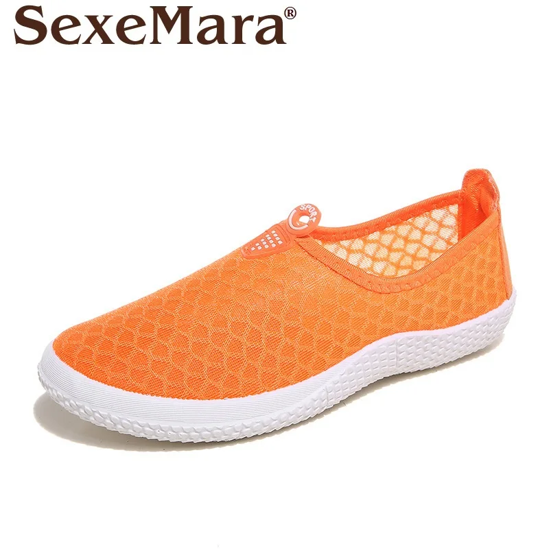 

SexeMara plus size EU35-40 summer women flat shoes woman candy colors breathable mesh Single shoes lightweight non-slip footwear
