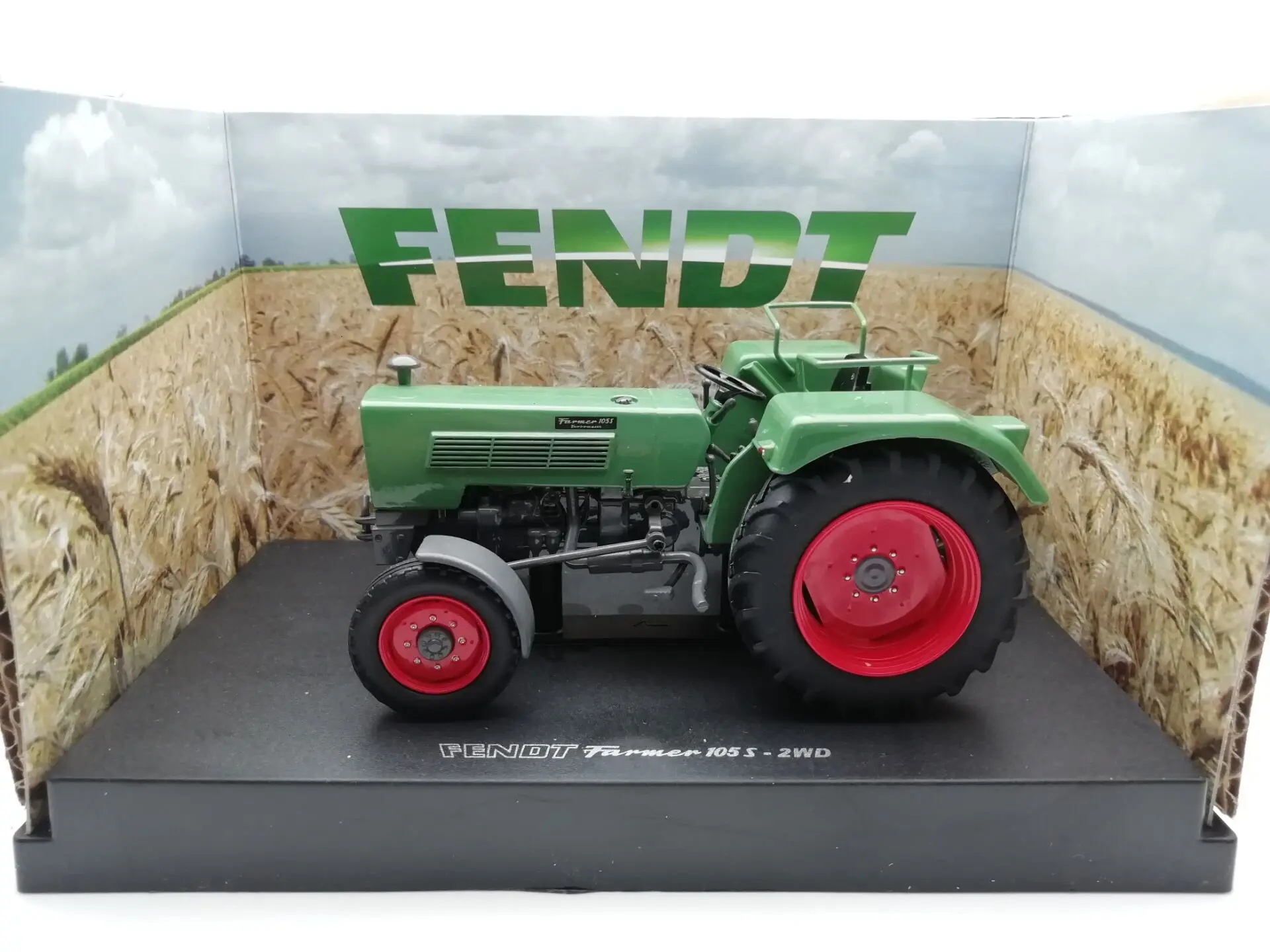 UH 5276: 32 Fendt Farmer 105 S сельскохозяйственные тракторы сплав модель автомобиля литье под давлением игрушки для детей Детские игрушки