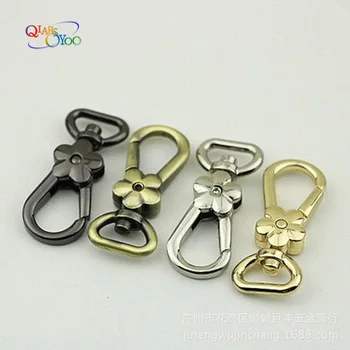 

4pcs Swivel Trigger Clips Snap Hook Buttons Plum shape Metal Luggage Bag Buckle Lobster Clasps Key Chain For 13mm DIY Accessorie