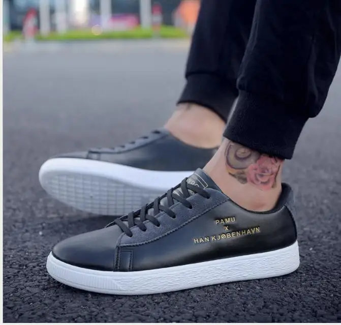 

2019 Korean men's shoes 2018 spring white shoes men's sports shoes white shoes men's breathable shoes