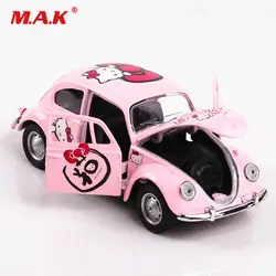 Дешевые малыш Модель автомобиля игрушки 1/32 литья под давлением автомобилей розовый рисунок «Hello Kitty» Beetle классический автомобиль