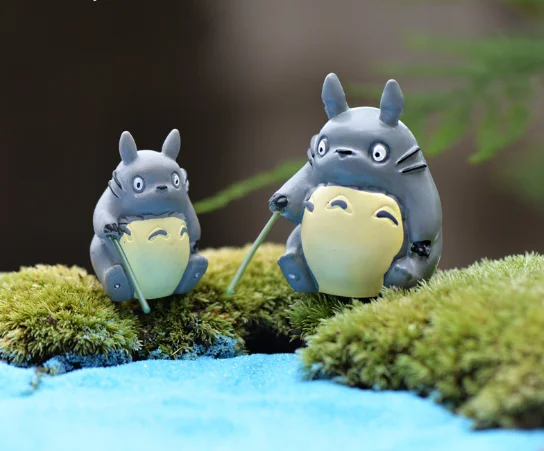 

2pcs/set Hayao Miyazaki chinchilla fishing Totoro DIY micro landscape doll toys Action-368
