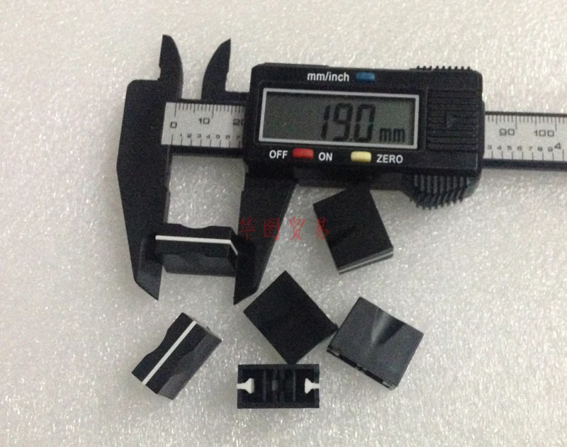 3pcs Mixing station Mixer Straight Slot Potentiometer Fader Knob Hole 4mm Pusher Hood Length 19MM