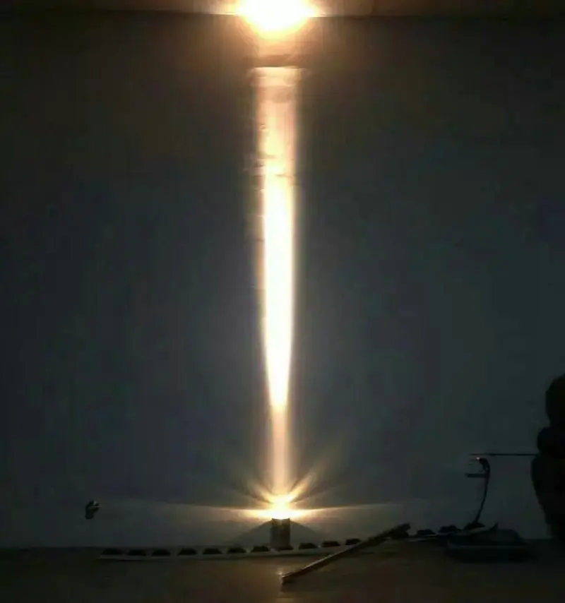 3921032752_2050883180