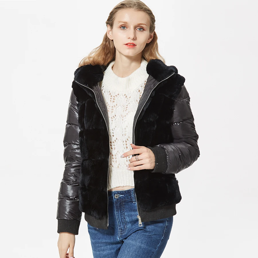 Kopen Natuurlijke Korte Rex Konijn Bontjas Vrouwen Winter Bont Jas Met Bont Kap Fanshion Nieuwe Uitloper Down Mouwen Jas sportief