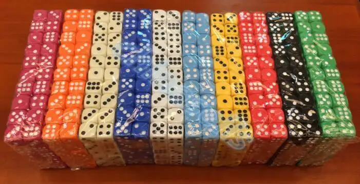 3200 шт Непрозрачный покер, фишки, кости 14 мм шестисторонний точечный Забавный кубик для настольной игры D& D РПГ игры вечерние игральные кости игровые кубики