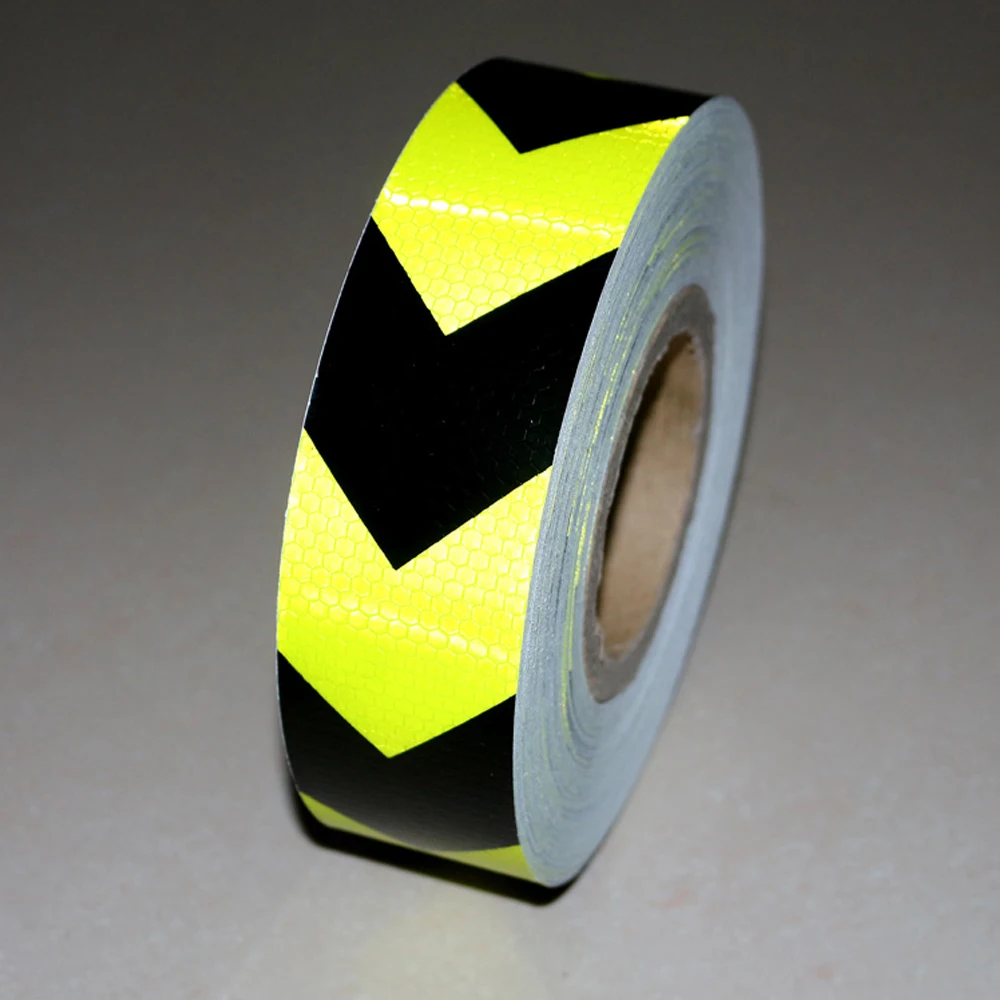 2Pcs Green Yellow Car Body Self Adhesive Reflective Sticker Arrows Pattern Strip