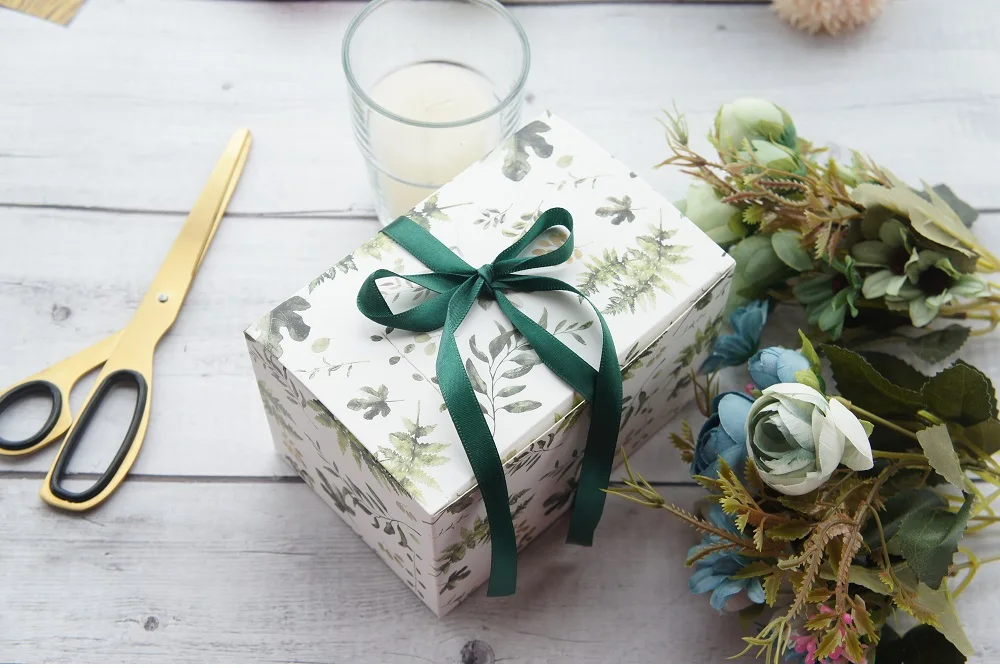 Зеленые листья дизайн 10 шт. 15*10*9 см бумажная коробка конфеты печенье банка свеча Рождество Свадебные вечерние подарочная упаковка «сделай сам»