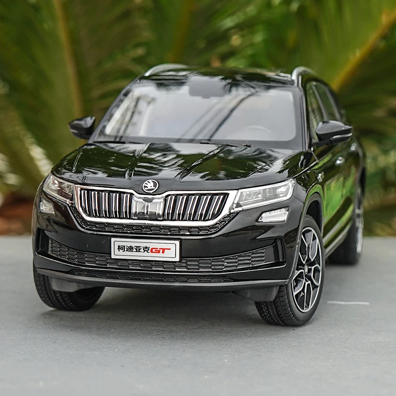 1/18 Skoda KODIAQ GT SUV литая модель металлическая модель автомобиля SUV Hobby черный красный подарок для мальчиков Коллекция