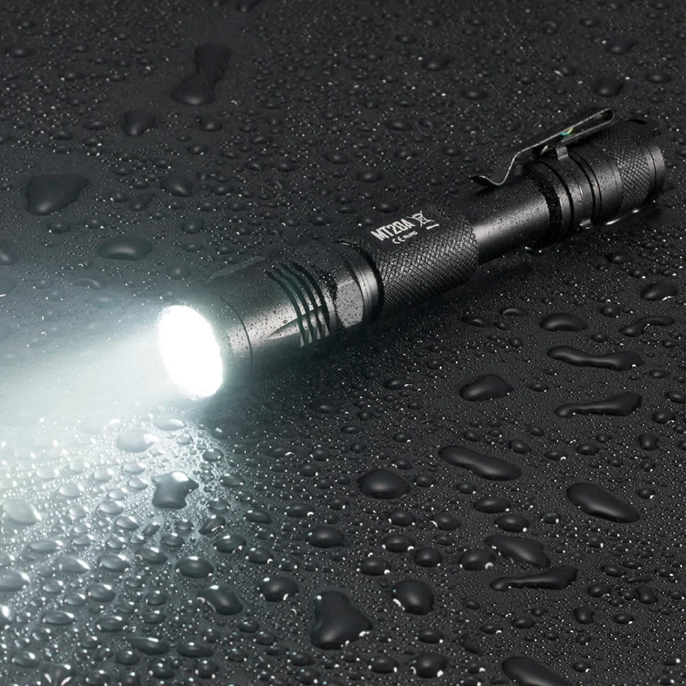 2020 оптовая продажа многоцелевой тактический фонарь NITECORE MT20A R5 белый красный