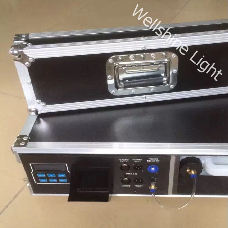 900W  (2)