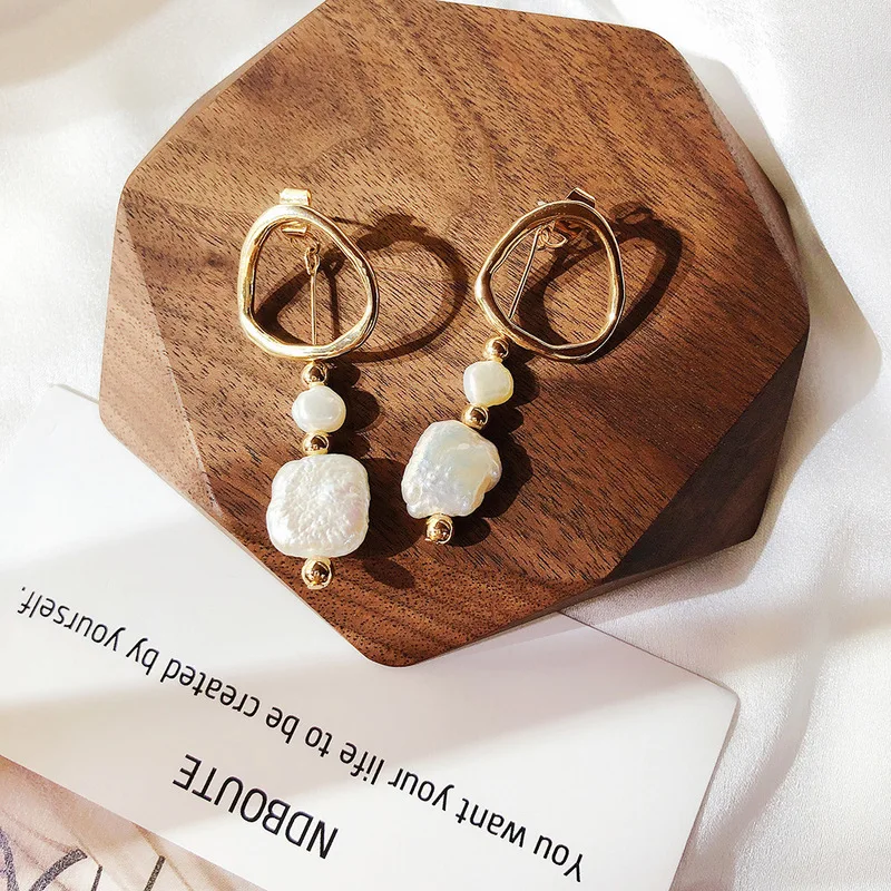 

Korea Retro Style Irregular Round Drop Earring Silver Needle Imitation Pearl Earrings for Girl Women Fashion Accessories Jewelry