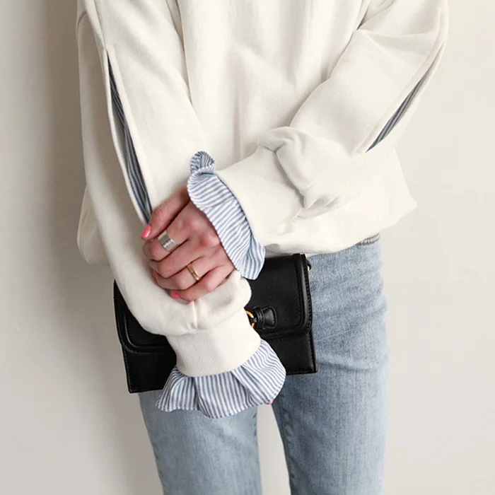 Casual Broadcloth Full Regular Solid Pullovers Lantern Sleeve O-neck Hoodies & Sweatshirts Casual Broadcloth Full Regular Solid Pullovers Lantern Sleeve O-neck Hoodies & Sweatshirts