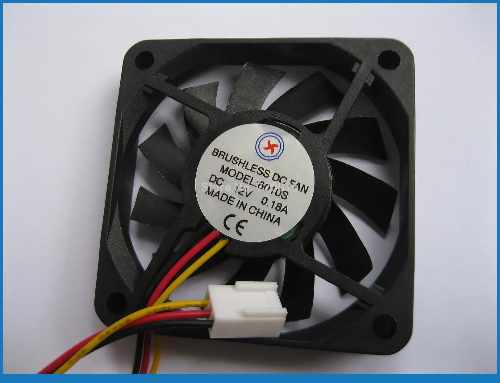 

1 x Brushless DC Fan 11 Blade 12V 6010 3 Wire 60x60x10