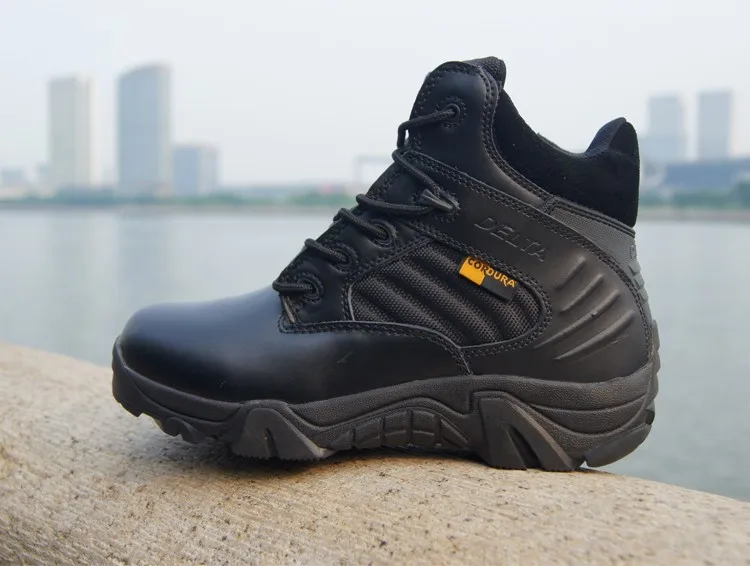 Уличные походные тактические ботинки кожаные высокие военные альпинистские походные ботинки мужские охотничьи треккинговые кроссовки спортивная обувь для мужчин - Цвет: black low