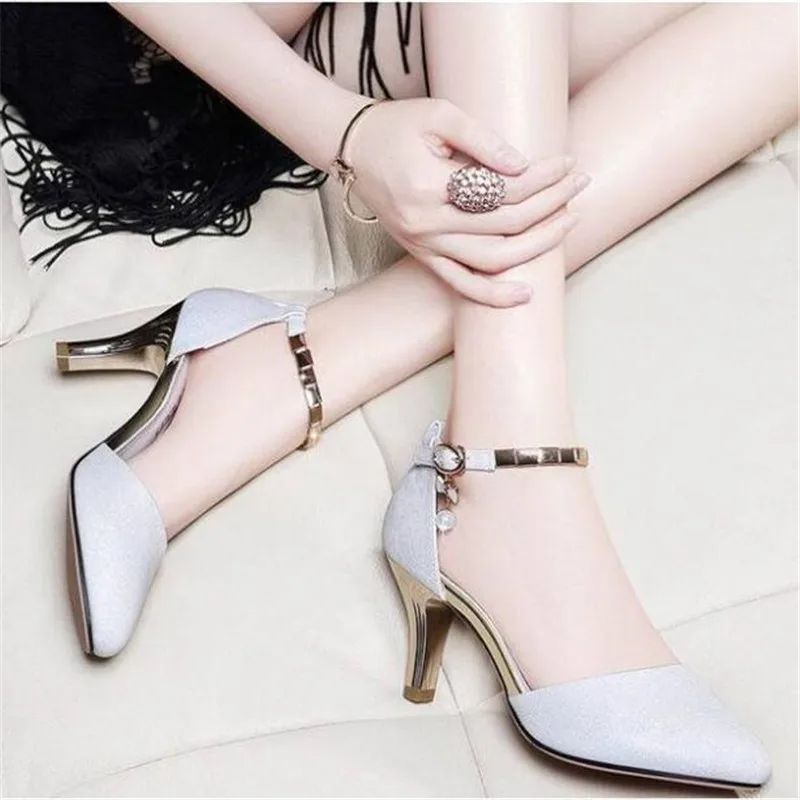 

Sandals female 2019 summer new fashion women's shoes casual wild professional ladies sandals high heels women's shoes