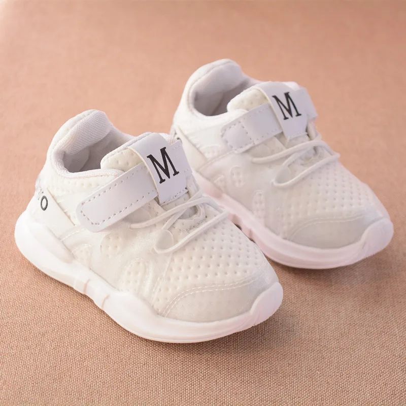 Высококачественная модная детская обувь для малышей, нескользящая Мягкая Обувь для новорожденных, для первых прогулок, для мальчиков и девочек, спортивная обувь для бега - Цвет: Белый